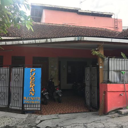 Penginapan Pugeran Hotel Yogyakarta Luaran gambar