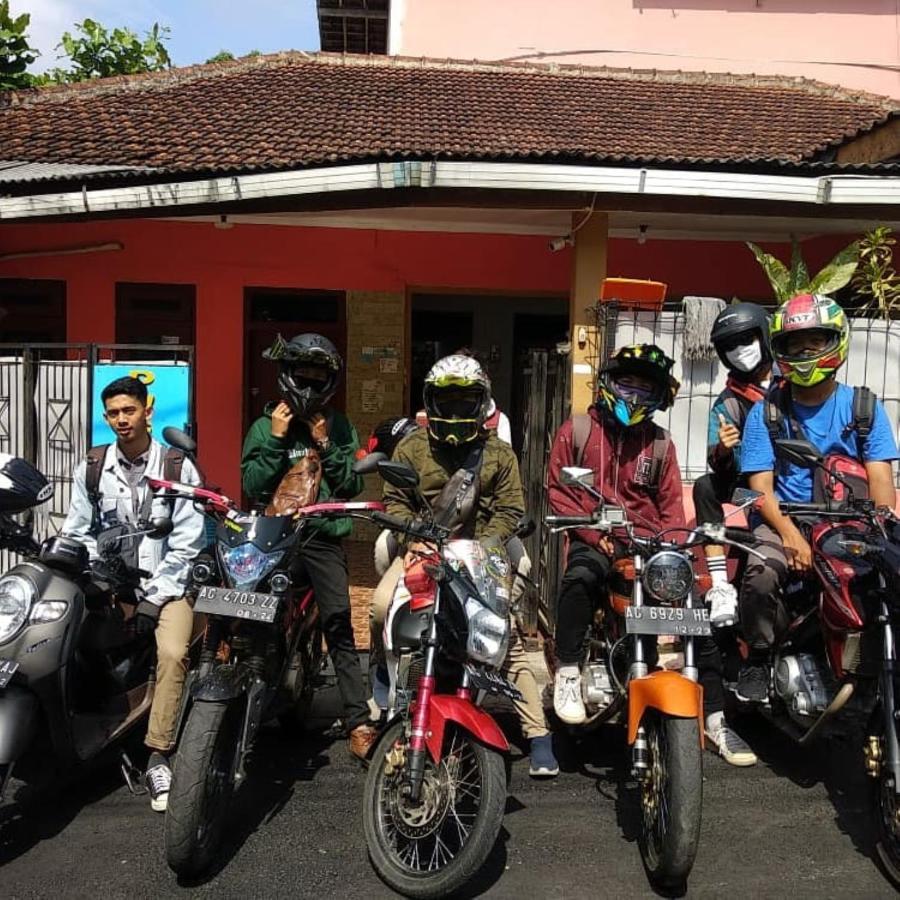 Penginapan Pugeran Hotel Yogyakarta Luaran gambar